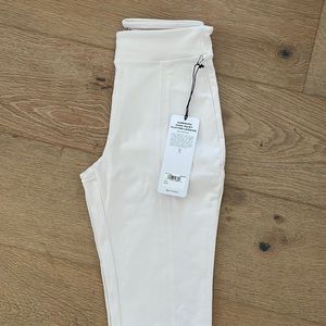 Alo Airbrush Flutter Legging